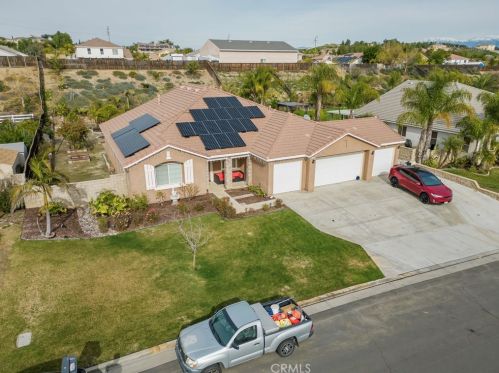 19148 Painted Rock St, Perris CA  92570-6534 exterior