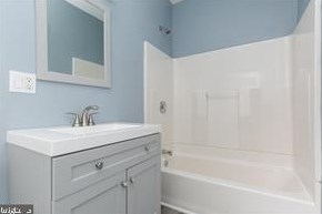 19 Euclid Ave, Camden NJ 08103-3603 exterior