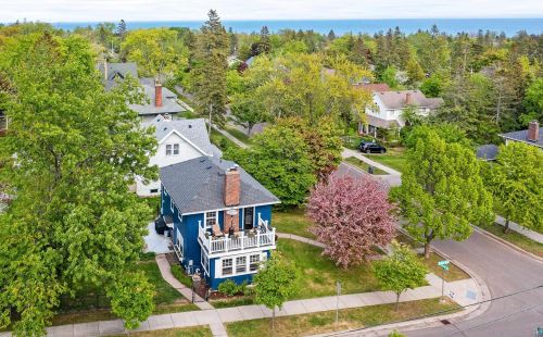 4101 Robinson St, Duluth MN 55804-2111 exterior