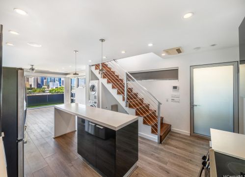 1538 Pele St, Honolulu HI 96813-2010 exterior