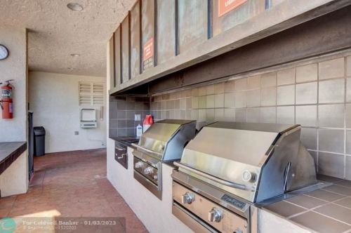 6420 Boca Del Mar Dr, Boca Raton FL  33433-5707 exterior