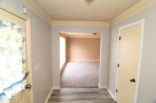 6574 Eastbriar Dr, Lithonia, GA 30058-8943