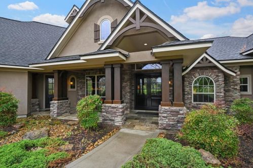 2200 Spg Br Rd, Montgomery TX 77316-2503 exterior