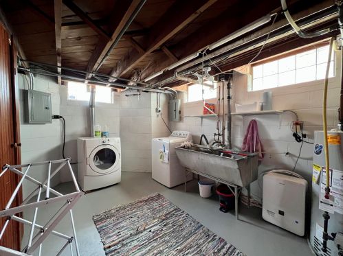 2992 70, Milwaukee WI 53210-1228 exterior