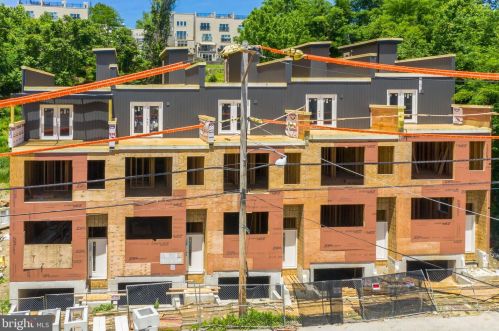 242 Fountain St, Philadelphia PA 19128-4508 exterior