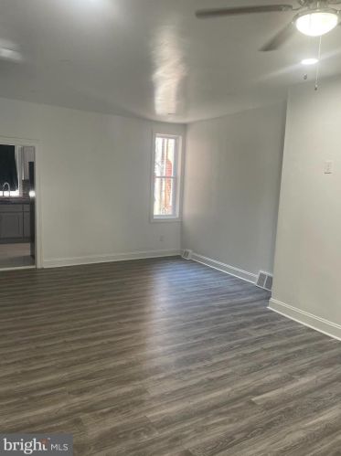 3752 8th St, Philadelphia PA  19140-3221 exterior