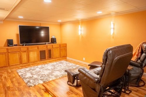 218 Blackman Ave, Duluth MN 55811-5231 exterior