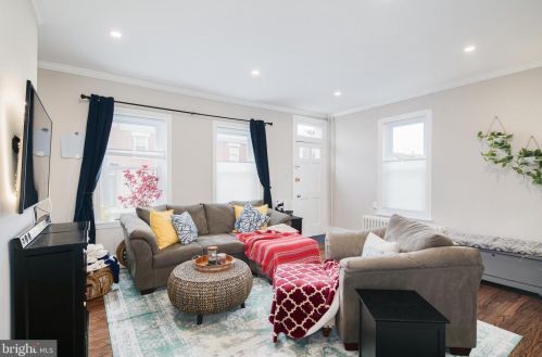 426 Leverington Ave, Philadelphia PA 19128-3314 exterior