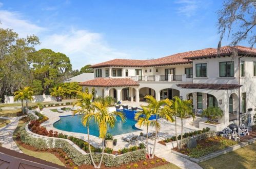 2621 Dundee St, Tampa FL  33629-7516 exterior