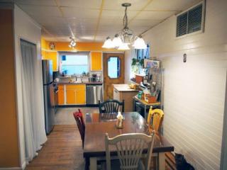 1212 Dickinson St, Philadelphia PA  19147-6212 exterior