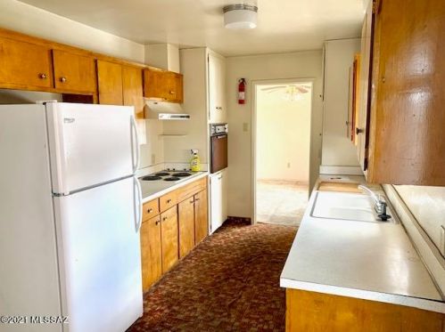 174 Randolph Way, Tucson AZ 85716-5832 exterior