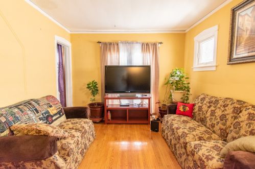 4406 Augusta Blvd, Chicago IL  60651-3416 exterior