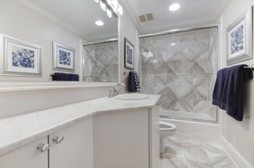 5625 Cross Gate Dr, Atlanta GA 30327-4815 exterior