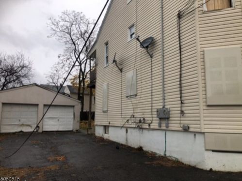 260 24th St, Paterson, NJ 07514-2203