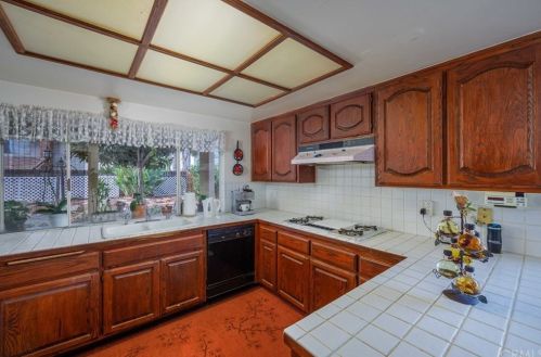 3917 Cielo Pl, Fullerton CA 92835-1102 exterior