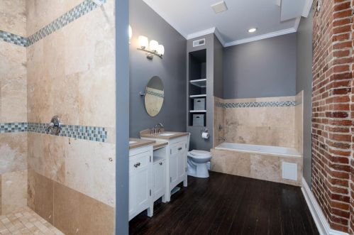 2112 Sidney St, Saint Louis MO 63104-2834 exterior