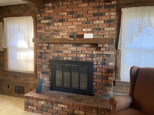 87 Balfour Dr, Springfield MA 01118-1137 exterior