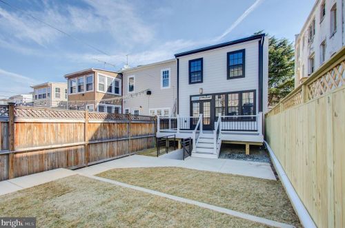 3904 13th St, Washington DC 20003-4108 exterior