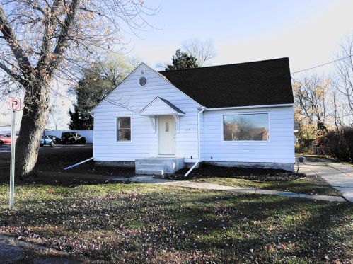 1414 Bixby Rd, Kalamazoo, MI 49048-1616