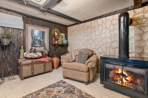 2085 Madalene Ave, Meskegon MI 49442-3815 exterior