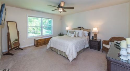 5 Cliffside Way, Andover NJ  07821-5042 exterior