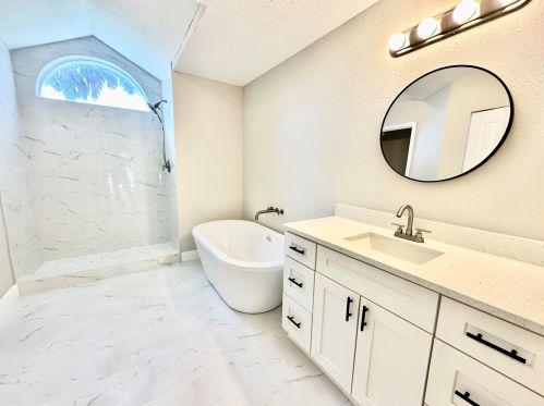 1985 Leafy Rd, Fort Pierce FL 34953-1328 exterior