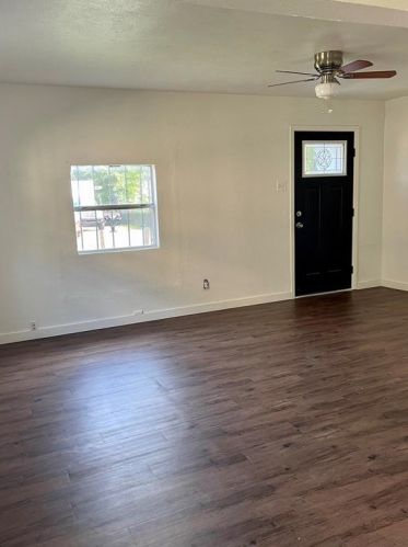 4211 Canal St, Dallas TX  75210-1602 exterior