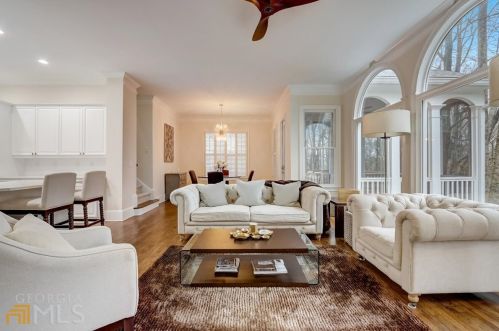 235 Lake Summit Vw, Atlanta GA  30342-1979 exterior