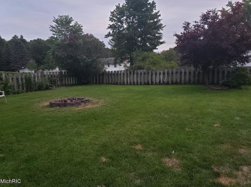 3638 Sheridan Dr, Meskegon MI 49444-4151 exterior