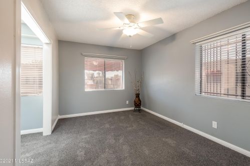 124 Pastime Rd, Tucson AZ 85705-3399 exterior