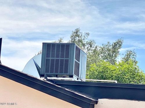 1829 37 Dr, Phoenix AZ 85029-1109 exterior