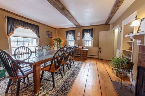 148 King St, Concord NH 03303-2111 exterior