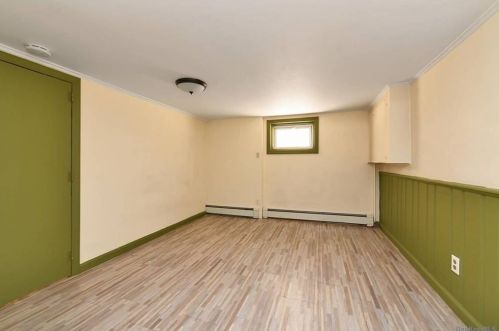 62 22 St, Huntington Station NY 11746-2230 exterior