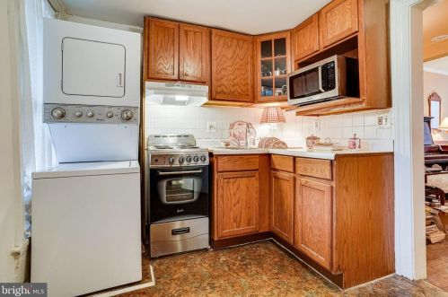 126 Fairfax St, Alexandria VA 22314-3331 exterior