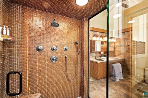 3 Superior St, Duluth MN 55804-2422 exterior