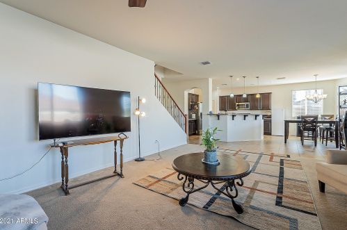 1930 Carson Rd, Phoenix AZ 85041-6614 exterior