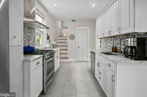 1351 Franklin St, Washington DC  20017-2447 exterior