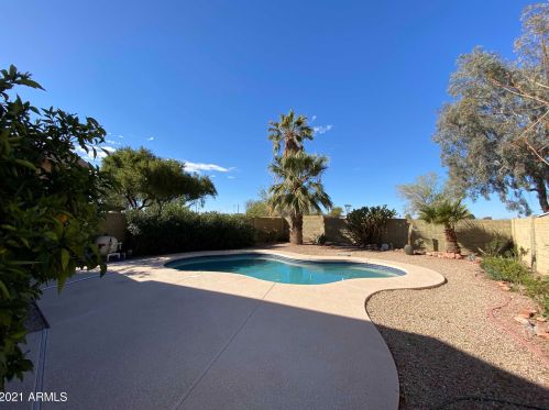 15814 38 Dr, Phoenix AZ 85053-3757 exterior