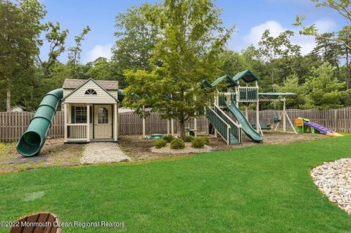 204 Bennetts Mills Rd, Jackson Twp NJ 08527-4260 exterior