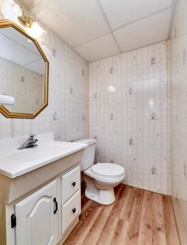 9308 Ldg Pole Ln, Saint Louis MO 63126-2158 exterior