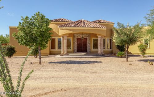 6085 Nebraska St, Tucson, AZ 85757-7601