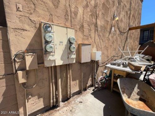 2725 Beck Ln, Phoenix AZ 85032-4255 exterior