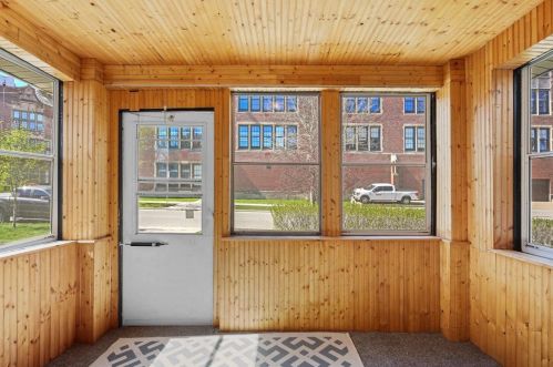 29 5th St, Madison, WI 53704-4925