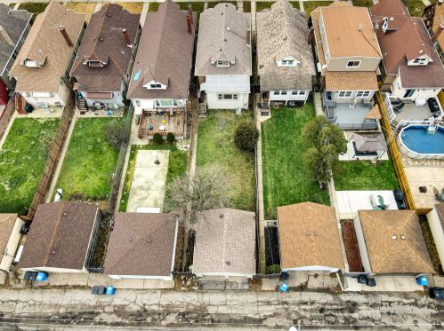 1837 Nagle Ave, Chicago IL  60707-4022 exterior