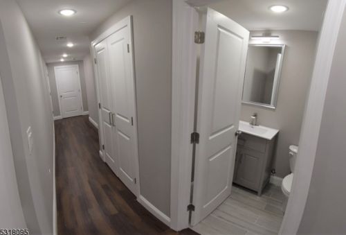 225 9 St, Newark NJ 07107-1907 exterior