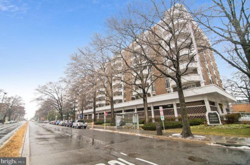 700 7th St, Washington, DC 20001-3716