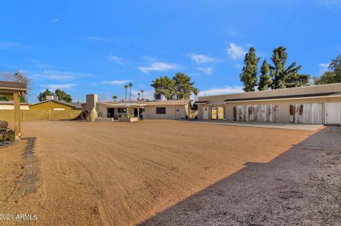 8622 40 Dr, Phoenix AZ 85019-1206 exterior