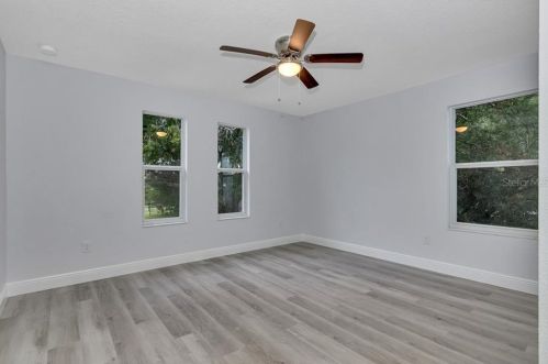 2520 Chestnut St, Tampa FL 33607-3305 exterior