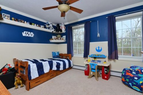 194 Roth Rd, Killingly CT 06241-1417 exterior