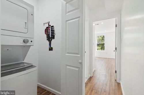 5210 Cedar Ave, Philadelphia PA  19143-1525 exterior